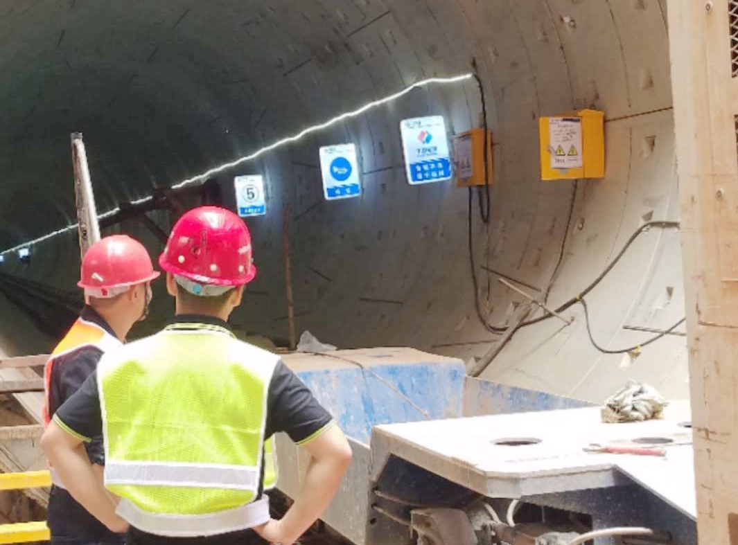 深圳市城市轨道交通4号线段茜坑站～长湖站区间的地质雷达探测