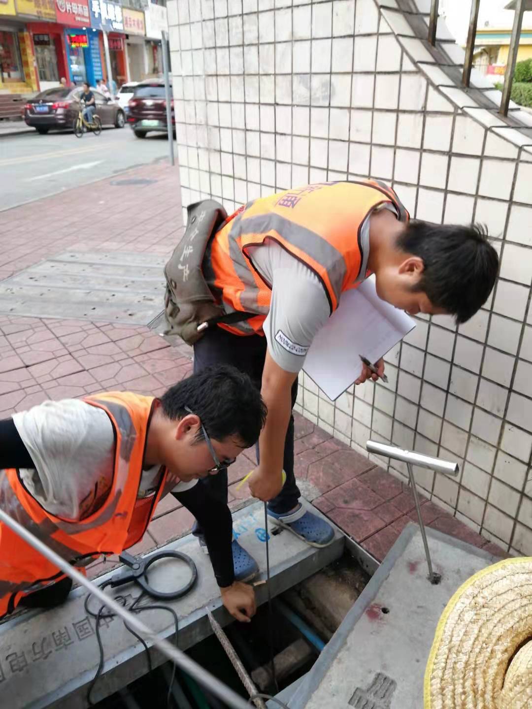 深圳市地铁七号线地下管线竣工测量（管线探测）